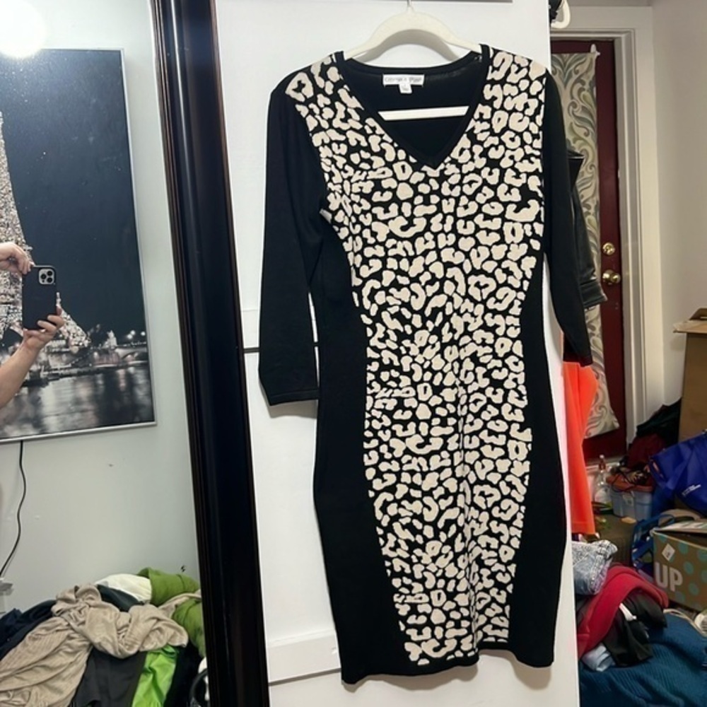 Emma & Posh stretch bodycon dress in tan and black leopard print size Small